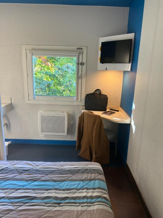 Fyl Hotel Saint Pol Dunkirk Bagian luar foto
